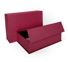 Коробка подарочная 23*15*6 на магните с перекидной крышкой тиснение РОГОЖКА бордо моно